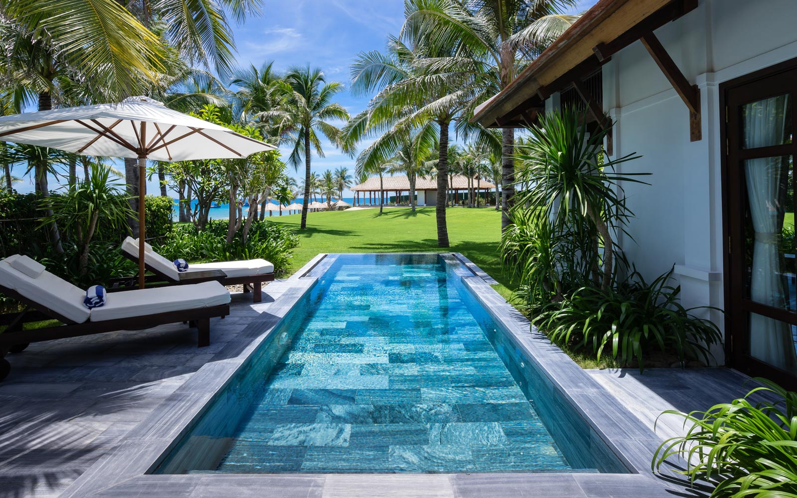 Member points redemption background